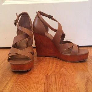 Lucky Brand wedges size 7